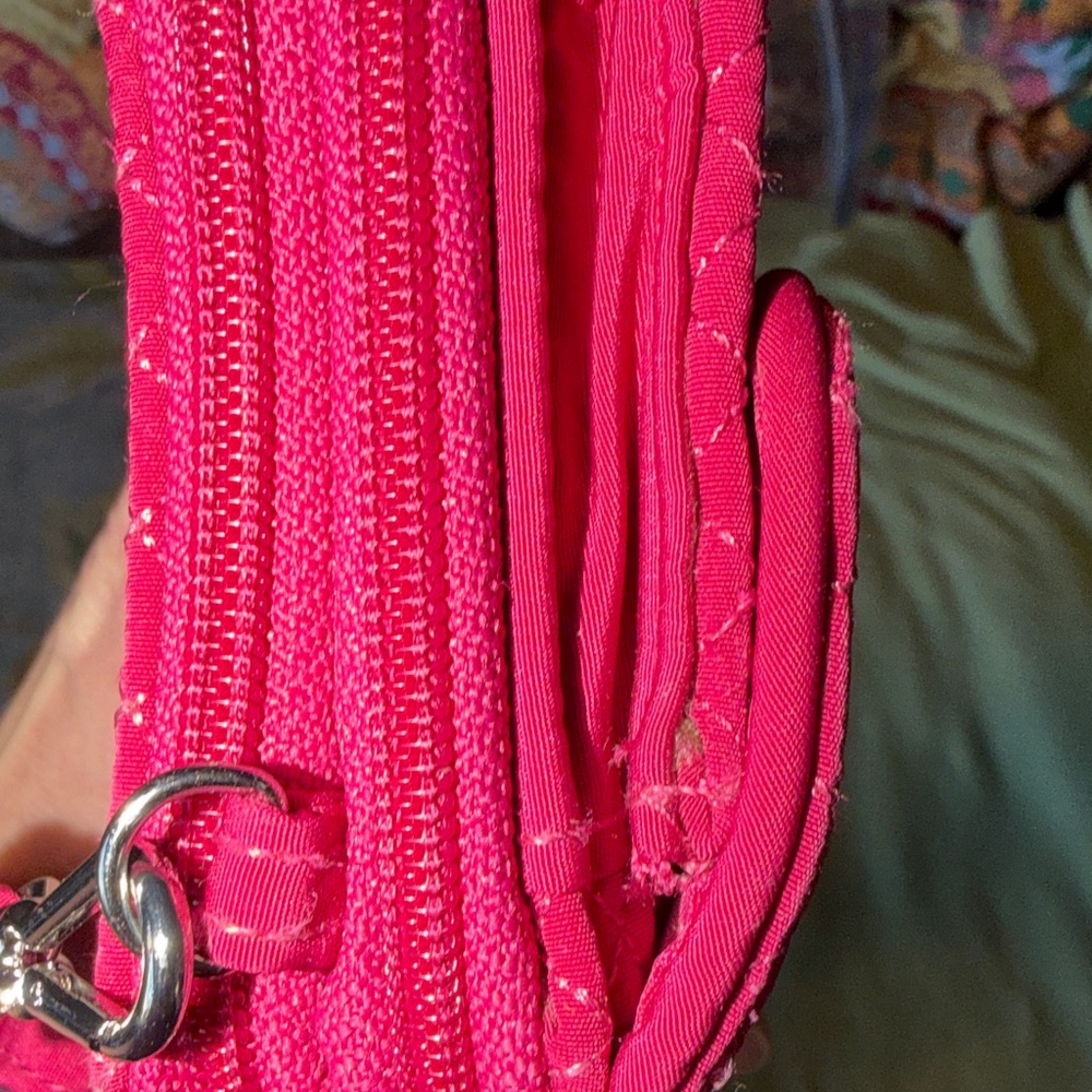 Vera Bradley Quilted Pink Wristlet - Picture 7 of 8